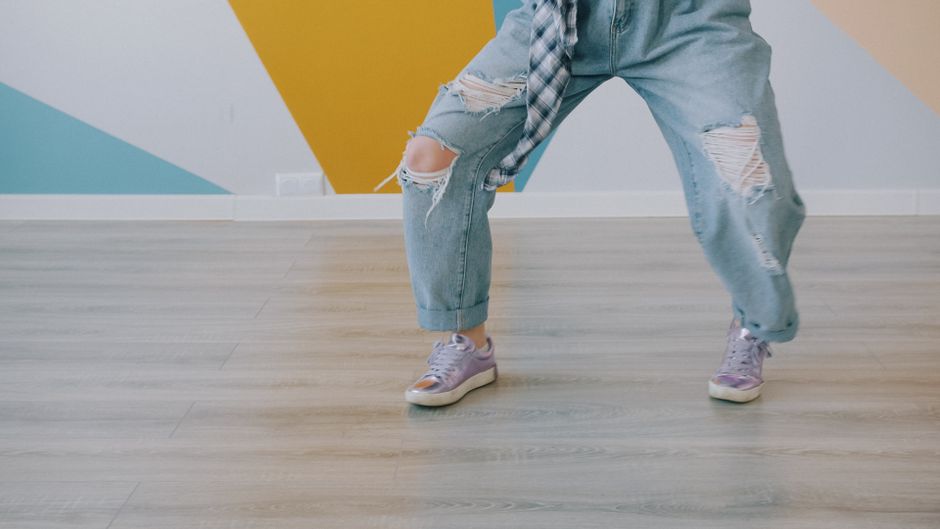 House And Techno Basics For New Dancers: Step by Step